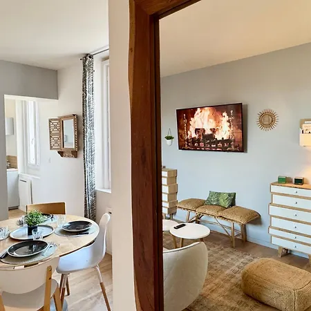 Le Royal Eight Coeur De *